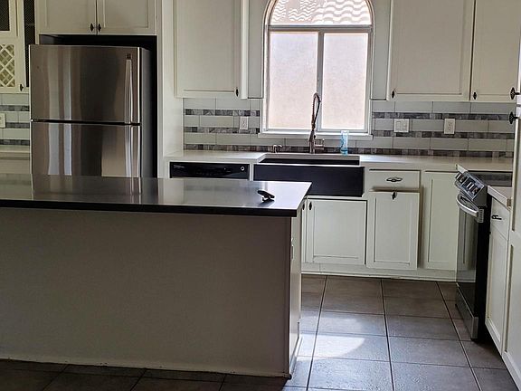 2nd image of 1592 W Browning Way