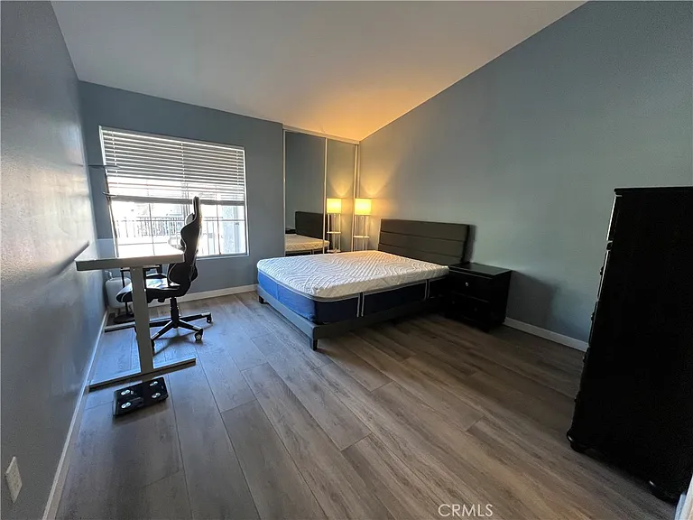 271 Chaumont Cir — Photo 8