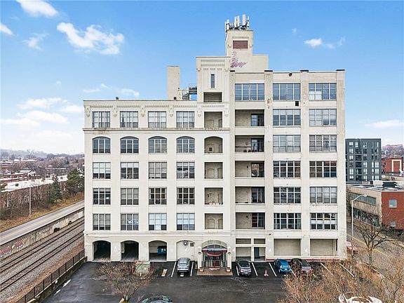 2nd image of 5850 Centre Ave APT 302
