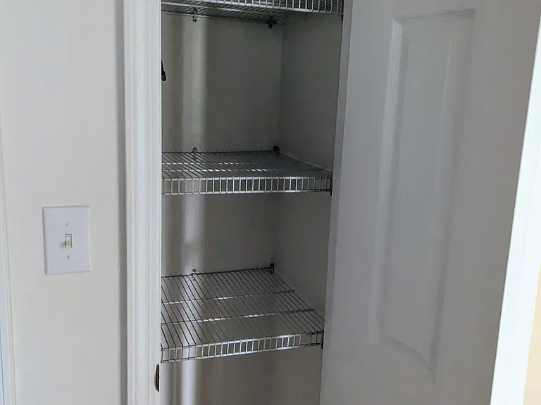 157 Lakeview Dr S — Photo 22