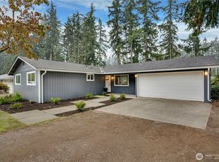 6104 190th Avenue Ct E, Lake Tapps, WA 98391
