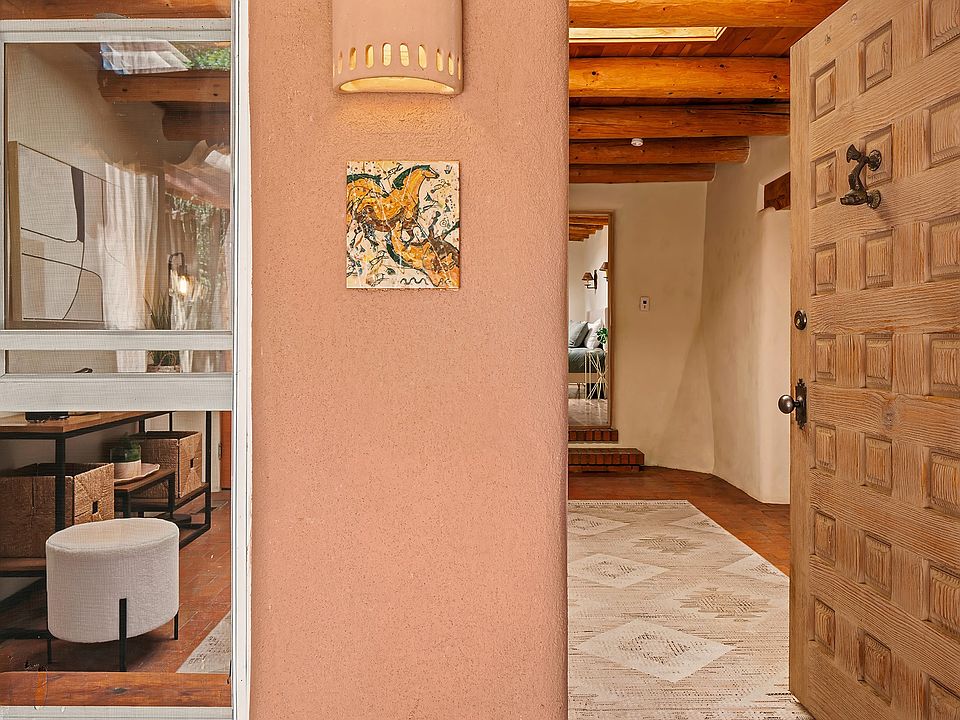 1st image of 187 Tesuque Village Rd