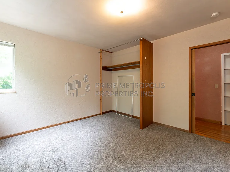11322 Exeter Ave NE — Photo 10