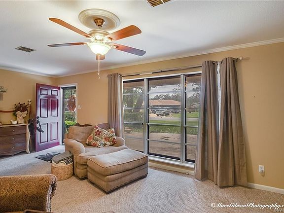 5th image of 9441 Oleander Dr