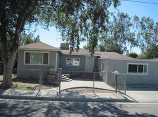 720 Olive Ave, Hanford, CA 93230