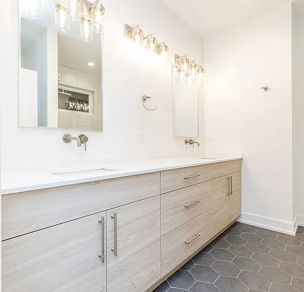 1726 W Cullerton St #1 — Photo 32