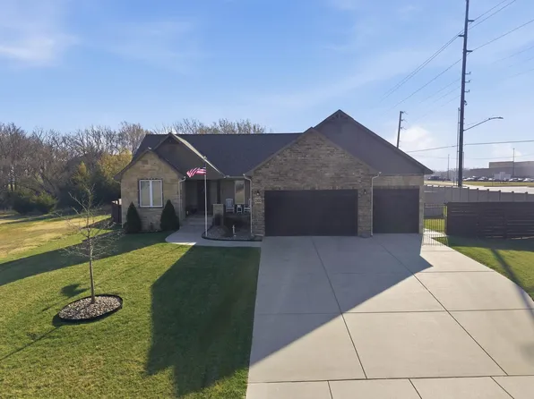 2500 N Debra Dr, El Dorado, KS 67042