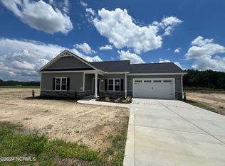 54 Oakbridge Way, Pikeville, NC 27863