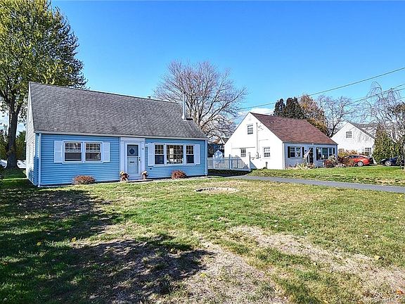 3rd image of 31 Wrights Ln