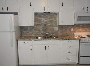 110 Drake St APT B, Kansas City, MO 64119