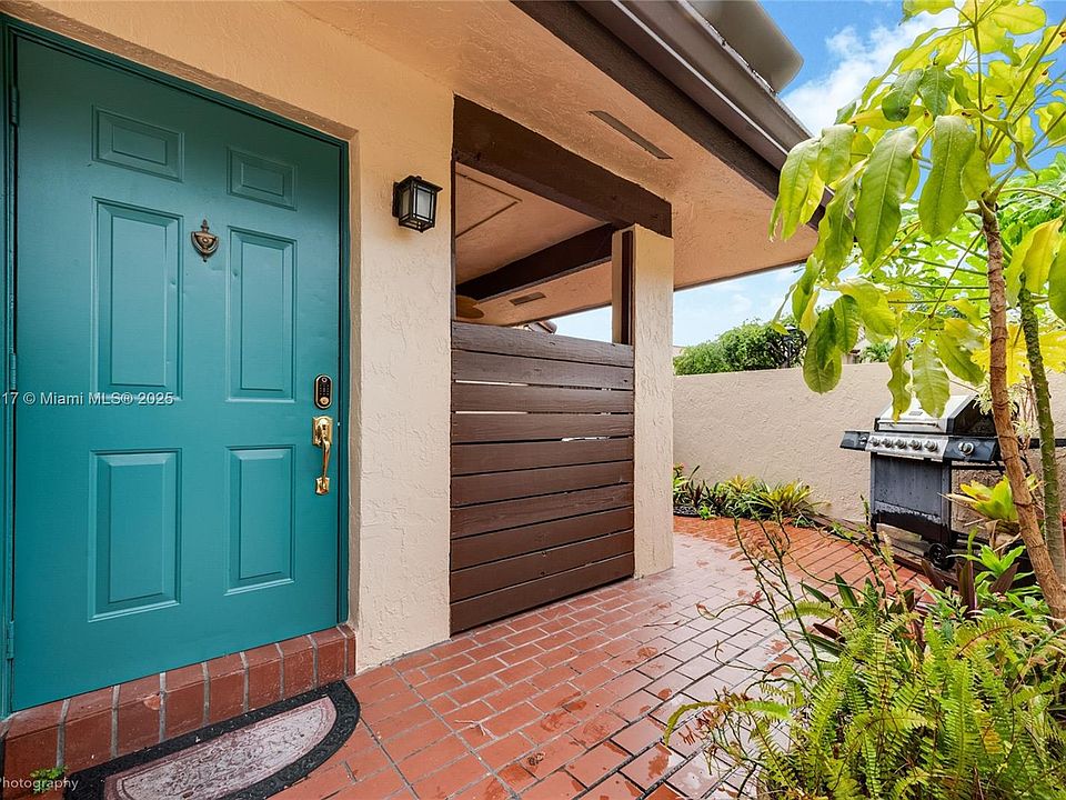 11221 SW 132nd Ct W, Miami, FL 33186 | Zillow