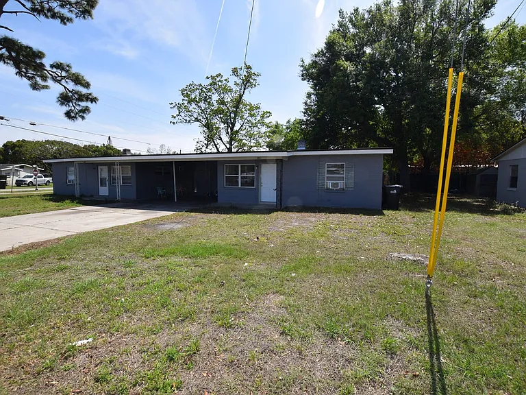 104 W Lancaster Rd — Photo 3