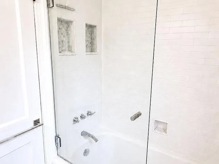 300 Commonwealth Ave #4 — Photo 16