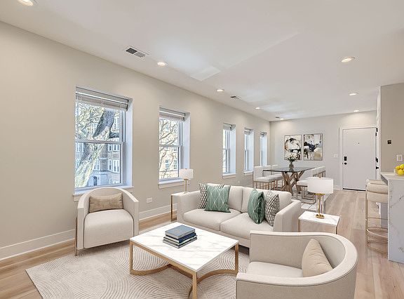 2nd image of 5014 N Rockwell St APT 1