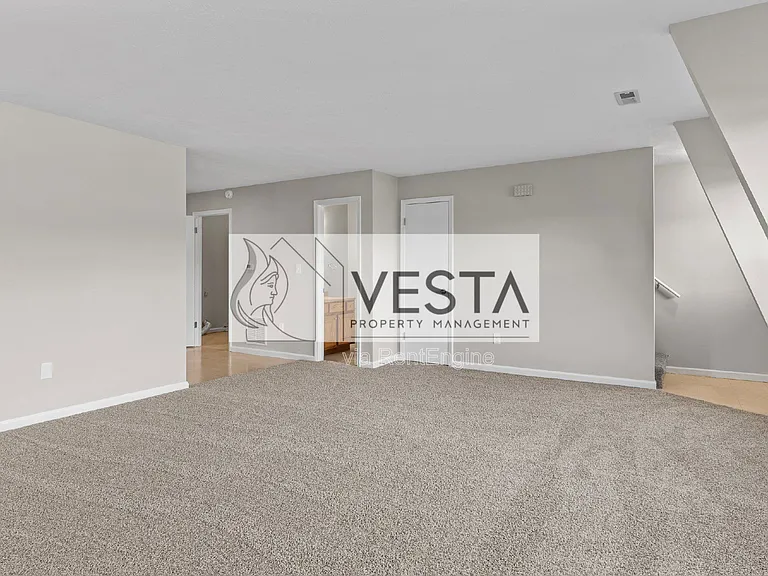 588 Ray Hill Rd #D — Photo 35