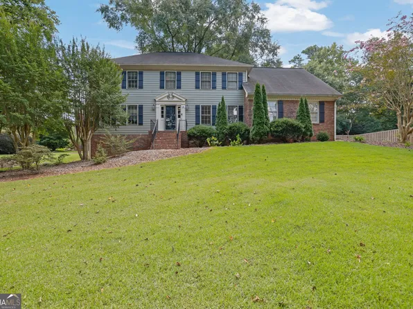 3856 Cynthia Way SW, Lilburn, GA 30047