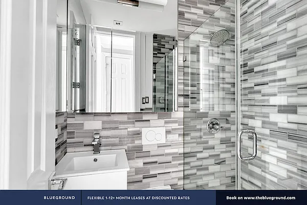 Rented by The Blueground | media 75