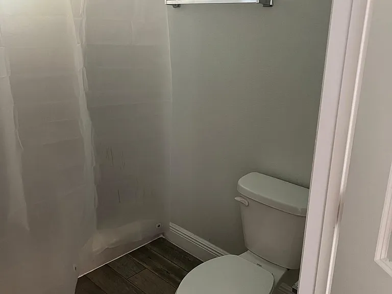 3721 E Powhatan Ave — Photo 17