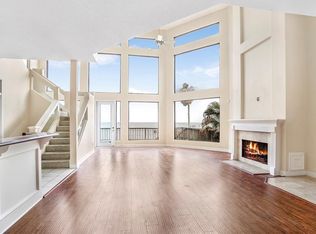 807 Bay Ave #C, Kemah, TX 77565