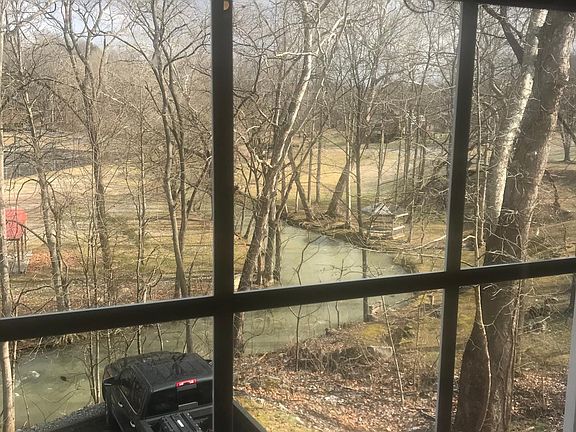 5th image of 189 Courtney Ln