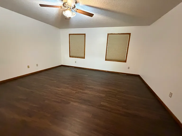 1951 Fox Valley Dr SW — Photo 19