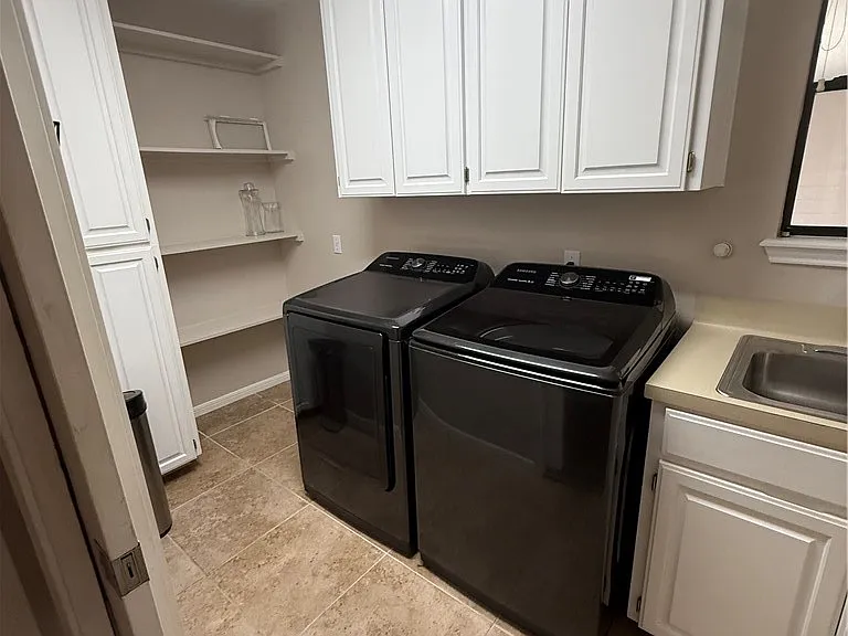 7649 Dallas St — Photo 12