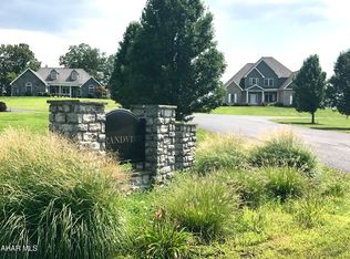 1031 W Fairway Ridge Dr, Alum Bank, PA 15521