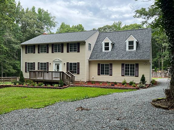 3rd image of 13303 Brookcrest Ct