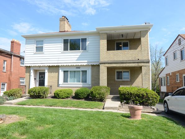 3982 Longford Dr