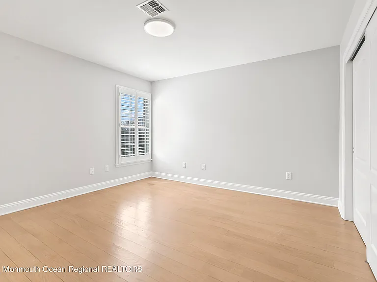 74 Seaview Ave — Photo 14