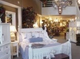 275 E Main St, Harbor Springs, MI 49740