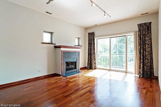 1st image of 1928 N Kedzie Ave APT 205