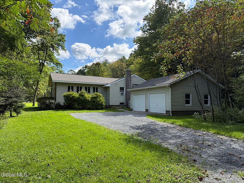 4th image of 638 Gridley Road
