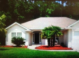 215 Country Walk Cir, Brunswick, GA 31525