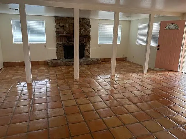 15 E Sabrosa Dr — Photo 9