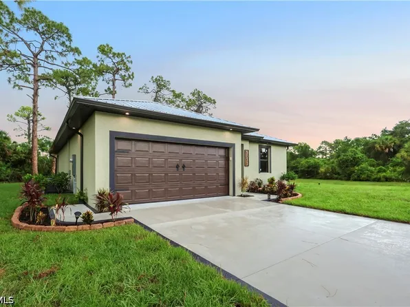 5033 Pinetree Cir, Labelle, FL 33935