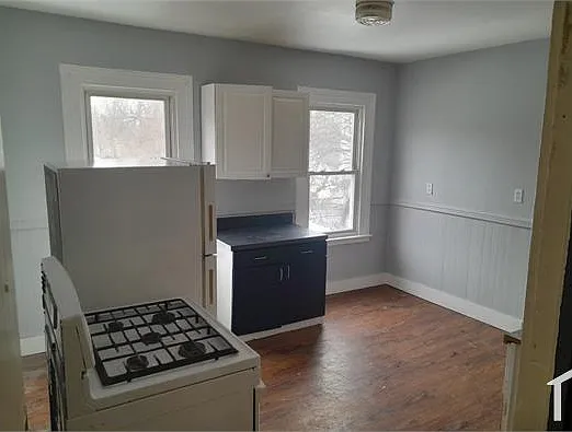 118 1/2 Babcock St #2 — Photo 3