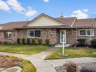 215 N 56th Ave APT 34, Yakima, WA, 98908