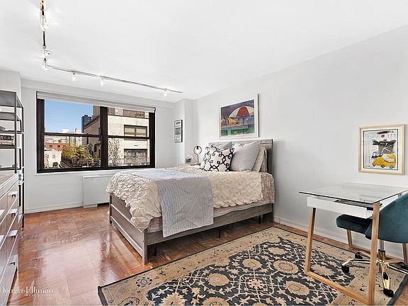 4th image of 225 E 57th St APT 12K