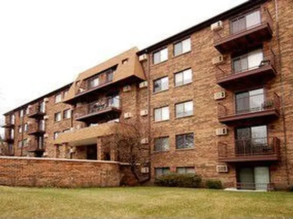 6800 W Raven St, Chicago, IL 60631