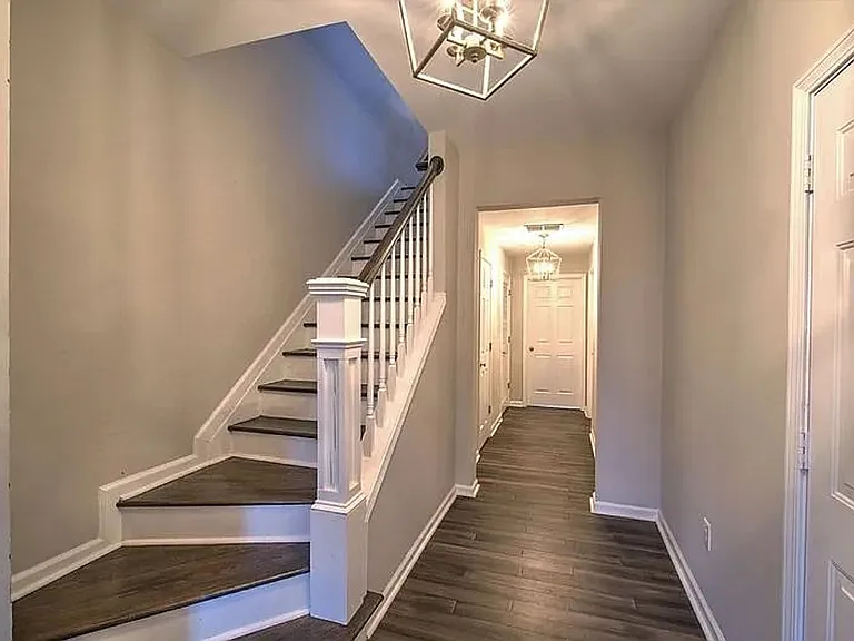 11 Annacey Pl — Photo 5