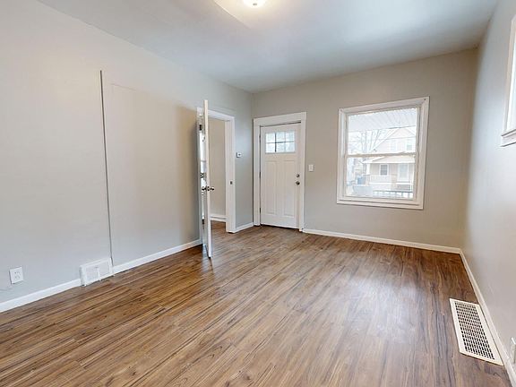 3rd image of 2505 Tate Ave