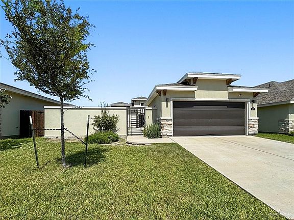 5th image of 402 S Viento Dorado St