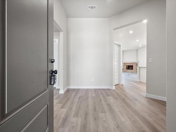 2nd image of 2808 Trenton Ave
