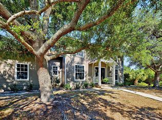 33 Riverfront Dr, Venice, FL 34293