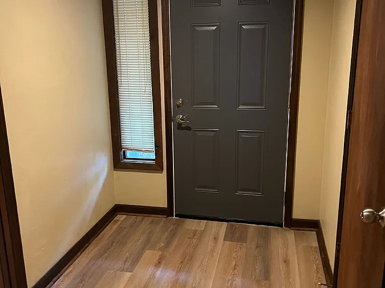 2094 Shangri La Ln — Photo 16