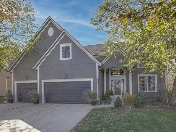 16190 S Brookfield St, Olathe, KS 66062