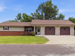 109 Circle Drive, Monett, MO 65708