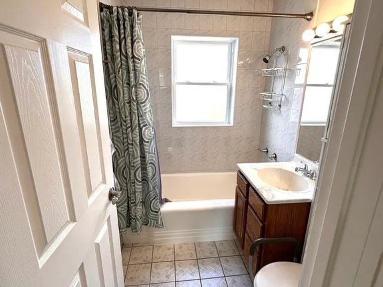 6344 S Lorel Ave — Photo 10