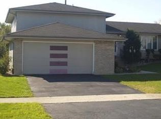 4159 Charleston Rd, Matteson, IL 60443